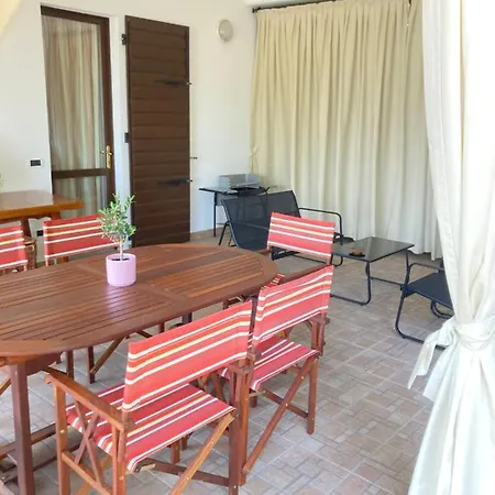 Garda Sunshine Apartment *